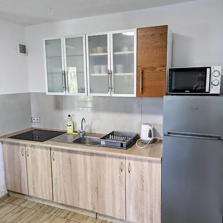 Letniskowy Wczasowik 3 * كرولانكي